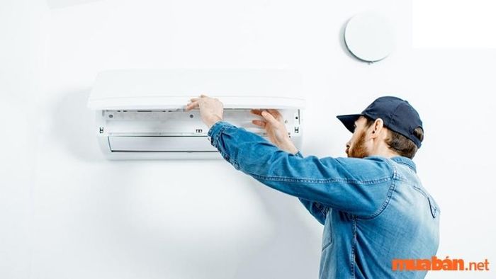 Các nguyên nhân máy lạnh Reetech báo lỗi E4