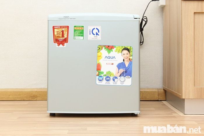Mua tủ lạnh cũ với giá rẻ đang trở thành một xu hướng ngày càng phổ biến nhằm tiết kiệm chi phí.