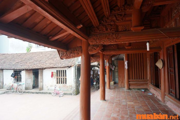 Mẫu cột nhà đẹp theo phong cách truyền thống - Mẫu 3