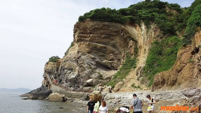 Xói mòn đất là gì? Xói mòn đất do gió