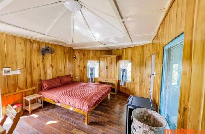 Không gian phòng tại Bungalow Mai Phong