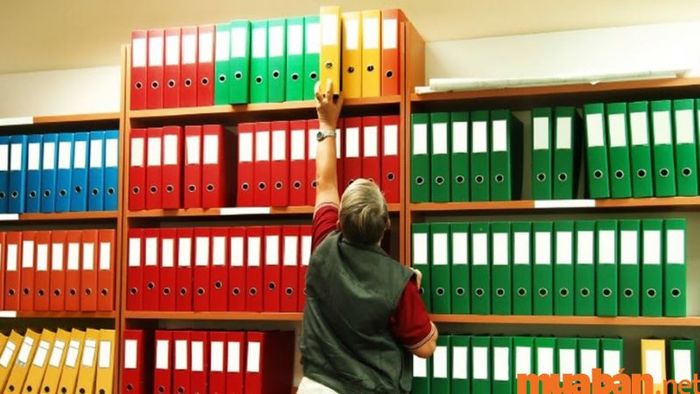 Quản lý hồ sơ của nhân viên