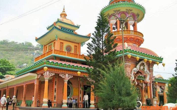 Tây An Cổ Tự là một điểm check-in tuyệt vời tại Châu Đốc mà bạn không nên bỏ lỡ.