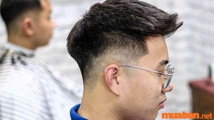 Kiểu tóc layer ngắn cho nam mặt tròn rất thu hút
