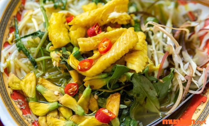 Long Xuyên có gì chơi? Đừng bỏ lỡ món bún cá đặc trưng của miền sông nước Long Xuyên