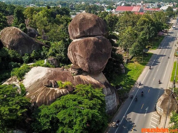Đá ba chồng