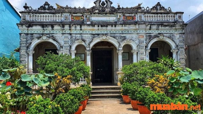 Ngôi nhà cổ Huỳnh Thủy Lê