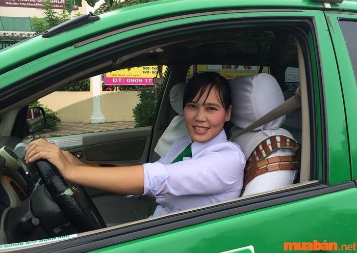 Bạn cũng có thể khám phá Đồng Nai bằng taxi.