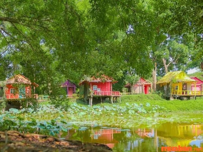 Khu du lịch Cao Minh