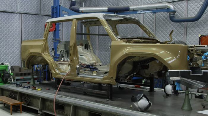 Toyota-Land-Cruiser-ROX-SEMA-5.jpg