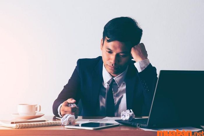 Nghiện công việc kéo dài cũng làm giảm hiệu quả công việc.