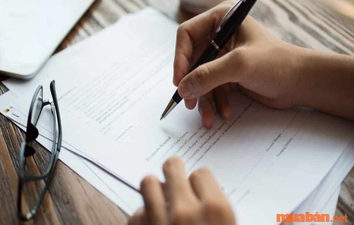 Việc viết đơn xin nghỉ không lương cần có cấu trúc rõ ràng.