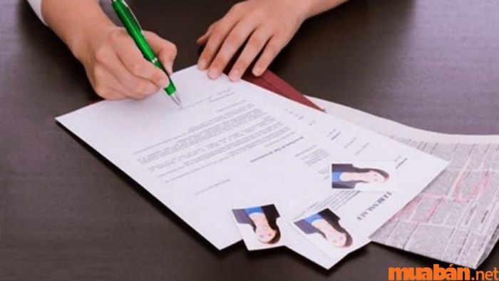 Hồ sơ xin việc cần bao nhiêu tấm ảnh?