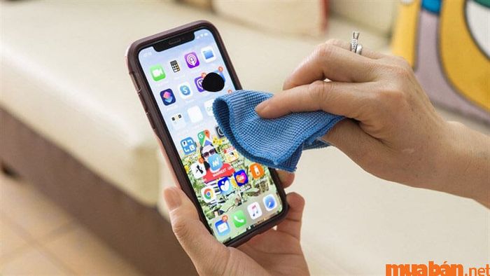 màn hình iphone tối một góc