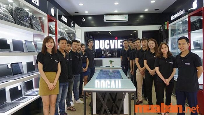 Cửa hàng Laptop Đức Việt