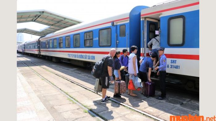 Tàu chạy tuyến Quảng Ngãi – Đà Nẵng mã SE22