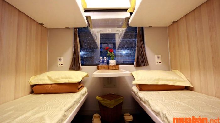 Nội thất khoang 4 giường nằm trên tàu SE4