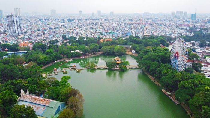 quận 11 tiếp giáp với quận nào