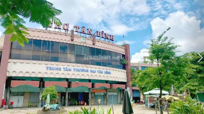 Khám phá một số khu vực mua sắm gần ngã tư Bảy Hiền Tân Bình - Nguồn: Internet