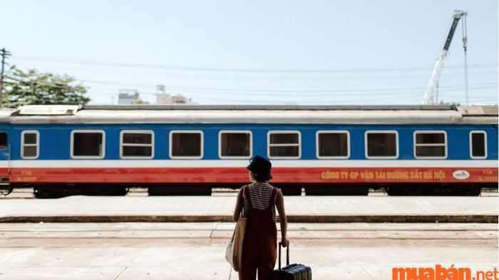 Tàu chạy tuyến Quảng Ngãi – Đà Nẵng mã SE10