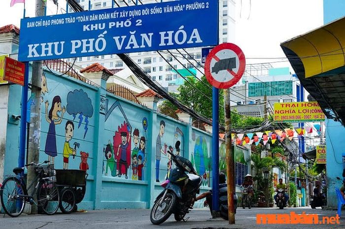 Quận 4 có tổng cộng bao nhiêu phường?
