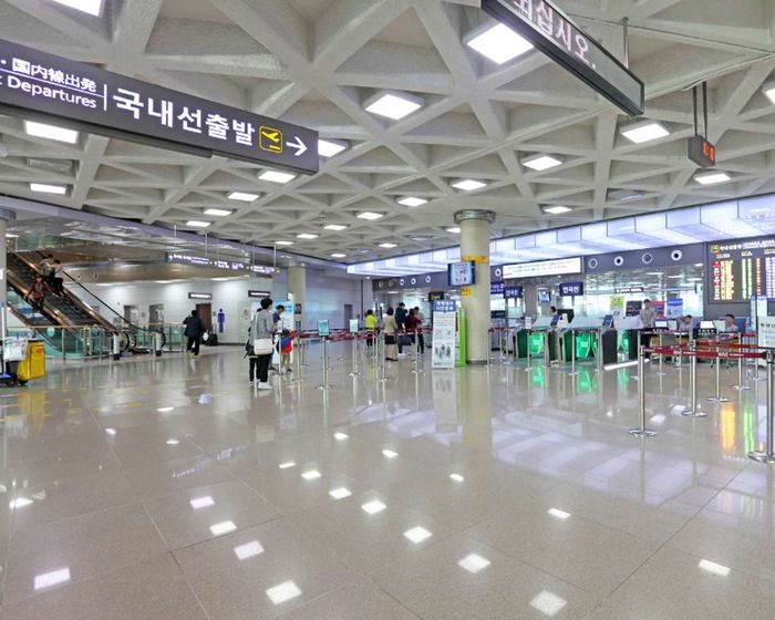 cách di chuyển từ sân bay Jeju đến trung tâm