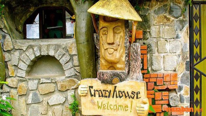 Biệt thự Hằng Nga nổi tiếng ở Đà Lạt | Hướng dẫn tham quan thú vị