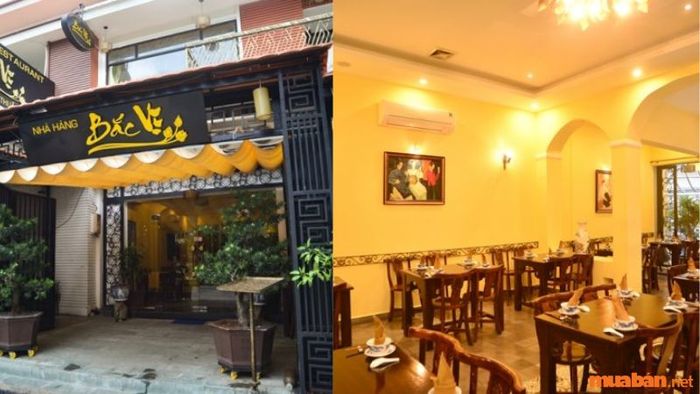 Nhà hàng Bắc Vị mang đến cảm giác như lạc vào làng quê xưa của miền Bắc.