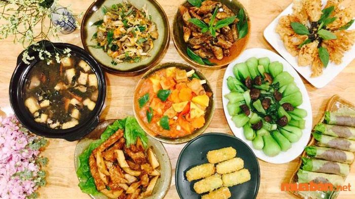 Mộc Nhiên mang đến không gian yên tĩnh, với gia vị được nêm nếm thơm ngon, vừa miệng.