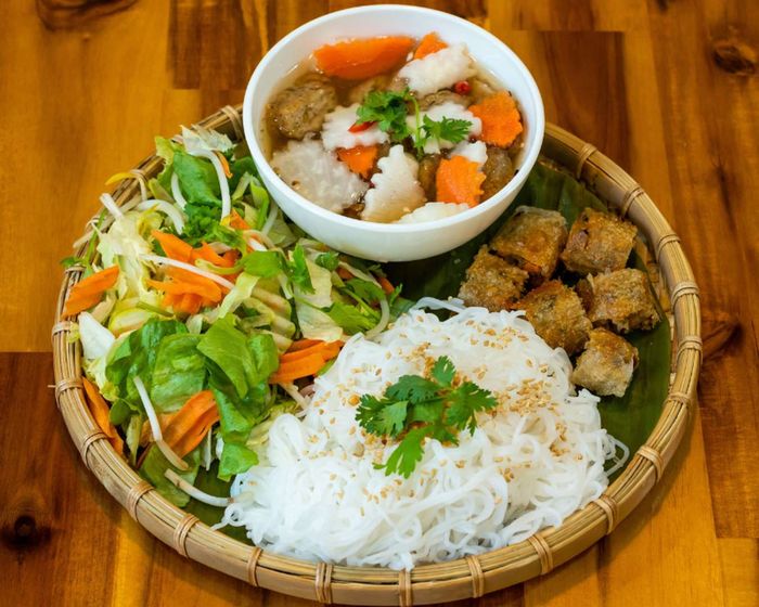 TOP 30 món ăn tuyệt vời trong ẩm thực Việt Nam mà du khách không thể bỏ qua