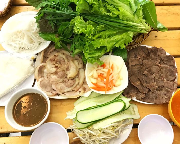 TOP 30 món ngon trong ẩm thực Việt Nam du khách nhất định nên thử