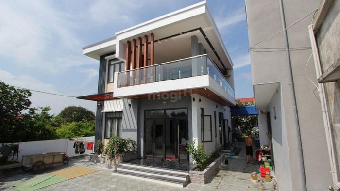 Nhà 2 tầng với mái bằng