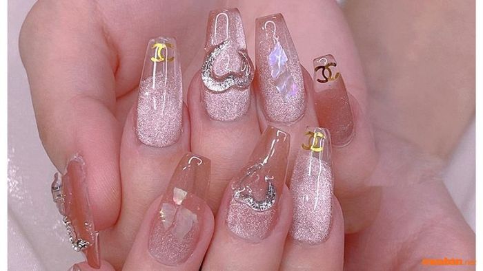 Nail mắt mèo hồng 1