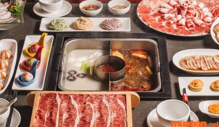 Uyên Ương quán được nhiều cặp đôi lựa chọn làm địa điểm hẹn hò