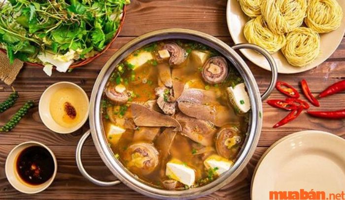 Lẩu đuôi bò Trung Bắc rất hấp dẫn