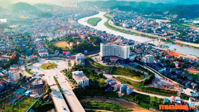Hướng di chuyển đến Cổng trời Sapa từ thành phố Lào Cai