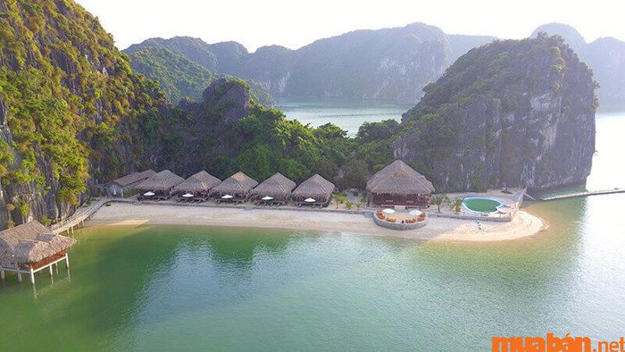 Bãi tắm Vạn Bội