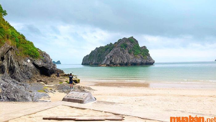 Bãi biển Nam Cát - điểm đến không thể thiếu khi check-in ở Hải Phòng
