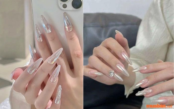 Mẫu nail trắng với hiệu ứng tráng gương