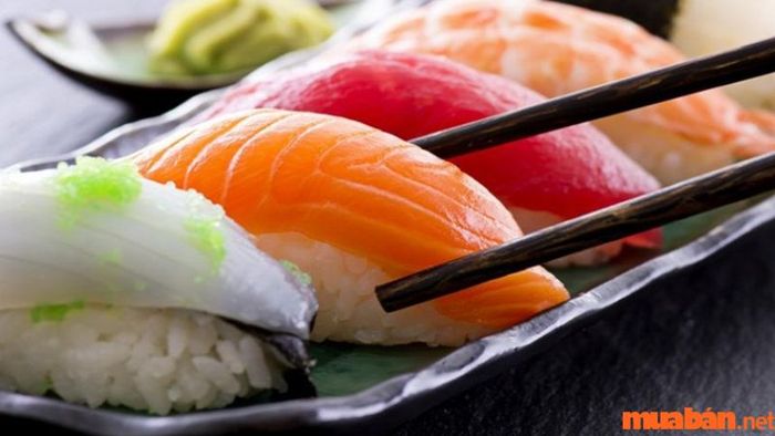 Sushi & Sashimi Ukiyo