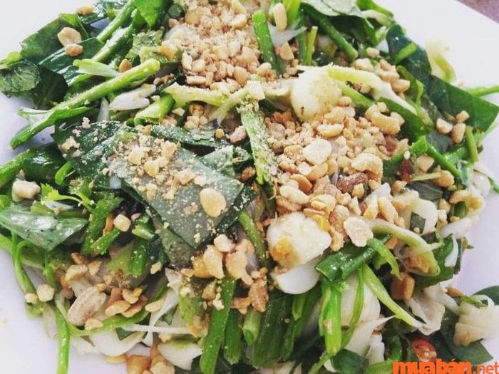 Gỏi tỏi từ Lý Sơn