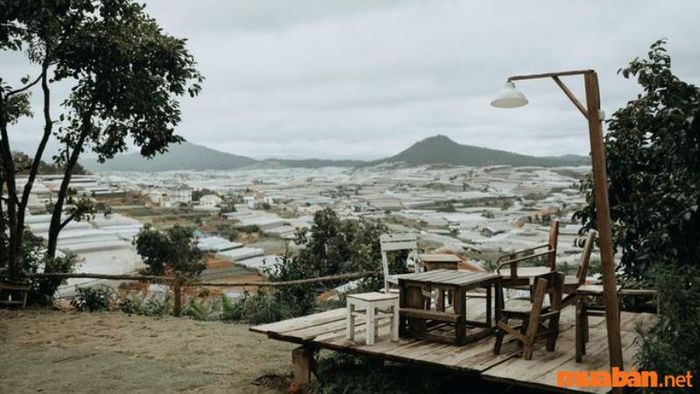 Túi Mơ To với tầm nhìn tuyệt đẹp về Đà Lạt