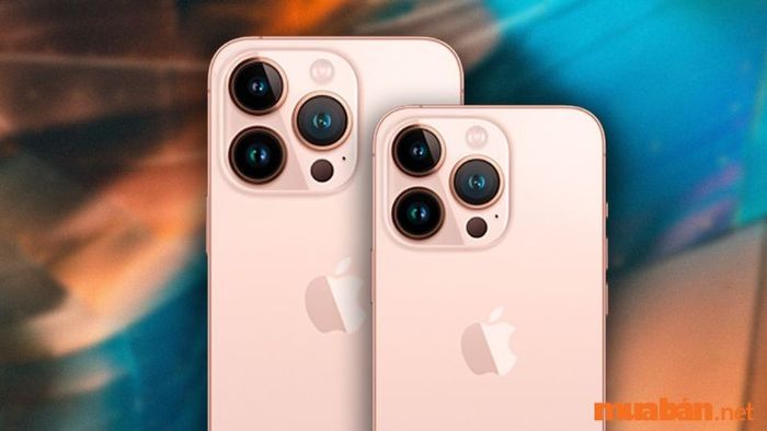 mặt kính lưng mờ trên iPhone 15