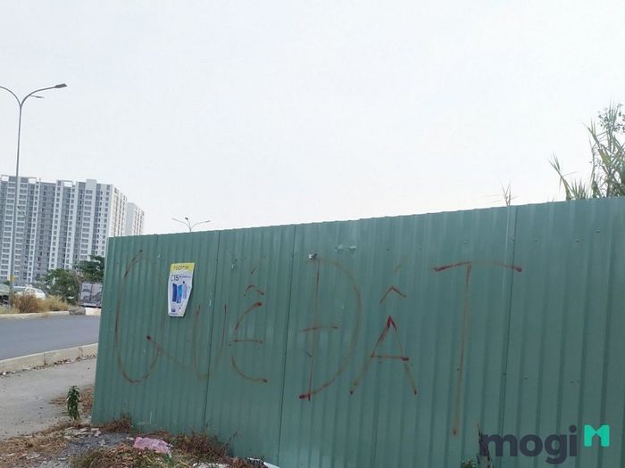 Nhiều người tin rằng đó là tên của một cò đất mang tên Quế.