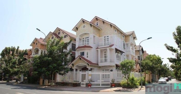 Mật độ dân cư trung bình ở khu vực này lớn hơn 28 nhà.