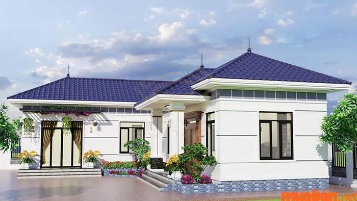 Những ngôi nhà cấp 4 hình chữ L thường có cửa phụ bên hông.