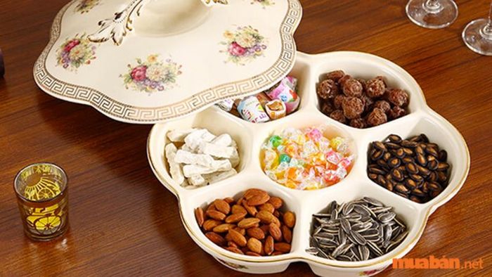 Các loại kẹo, hạt, mứt Tết