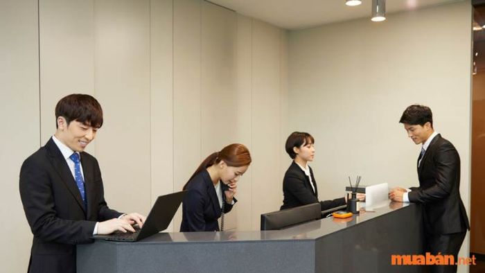 Công việc của nhân viên lễ tân hành chính