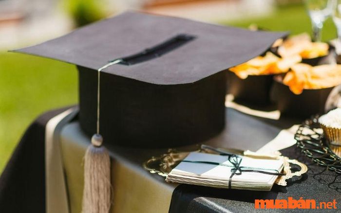 Thêm vào những dự án nổi bật trong phần trình độ học vấn
