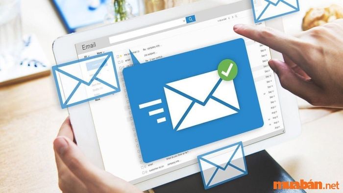 Phản hồi email mời nhận việc còn hỗ trợ bạn trong việc xây dựng hình ảnh chuyên nghiệp
